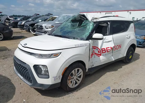 2021 Kia Soul Lx z USA, uszkodzony, nr VIN KNDJ23AU2M7143241